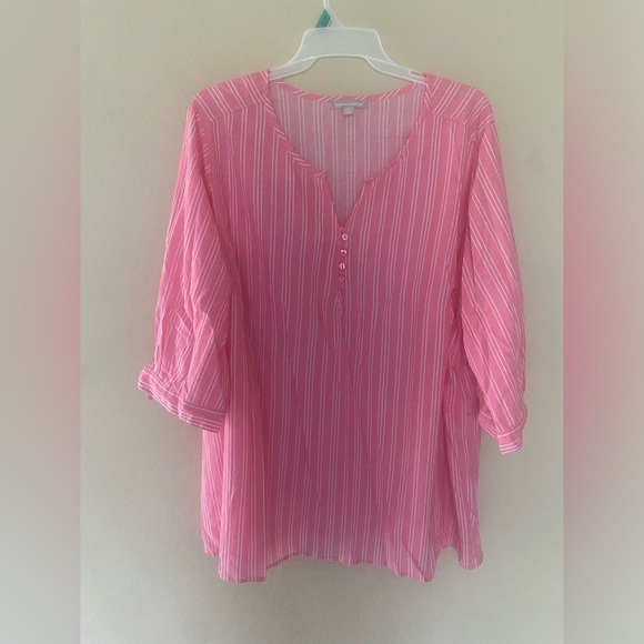 Woman Within Tops - Beautiful tunic. 3/4 sleeve